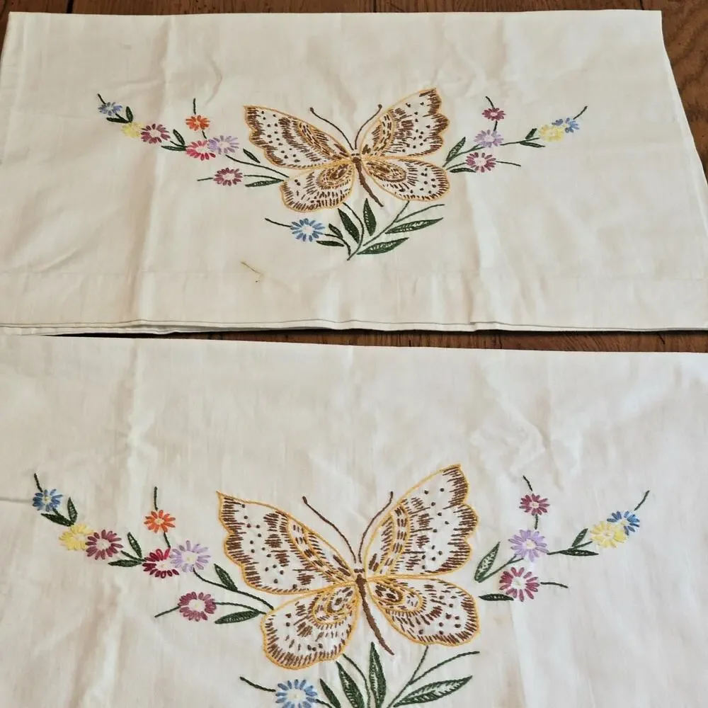 VTG Butterfly Hand Embroidered Pillowcases Cotton Pair Cottagecore Floral